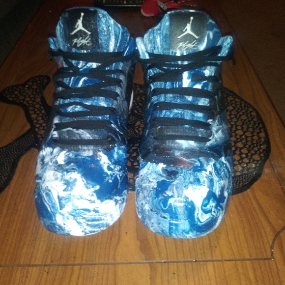 Custom Jordan Flight Origin 2 size 10.5 - Picture 2 of 4